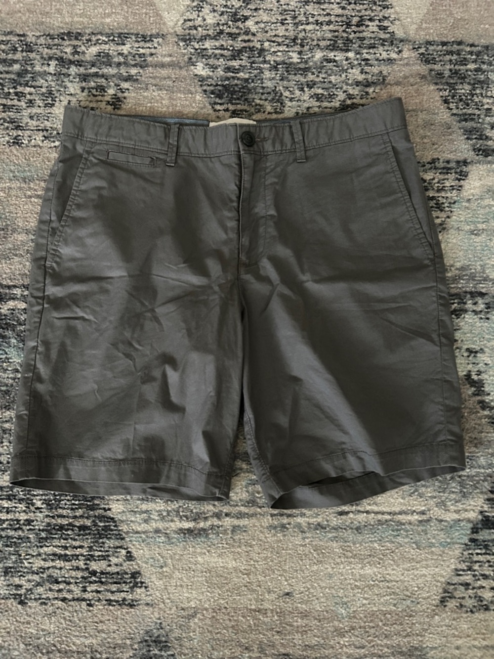 Original Penguin Men's Slate Gray Flat-Front Chino Shorts